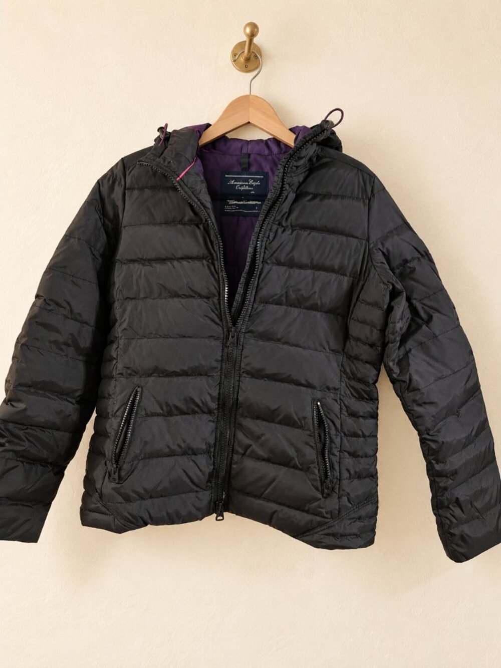 American Eagle Hooded Puffer Jacket — Large — $30